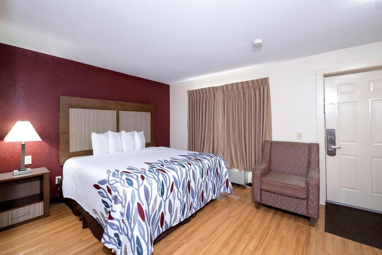 Red Roof Inn Neptune - Jersey Shore Buitenkant foto