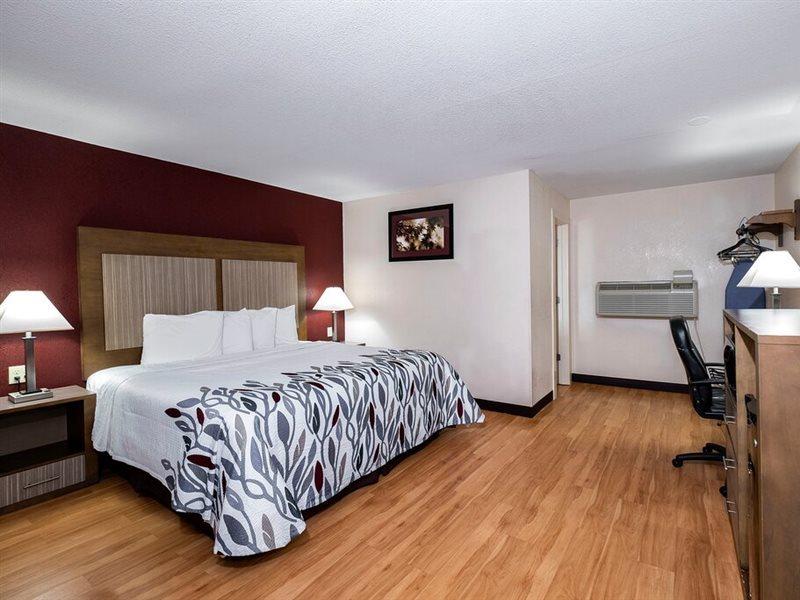 Red Roof Inn Neptune - Jersey Shore Buitenkant foto