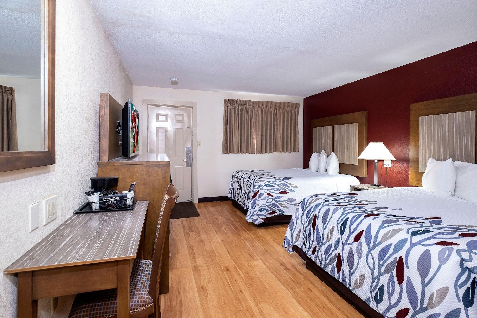 Red Roof Inn Neptune - Jersey Shore Buitenkant foto